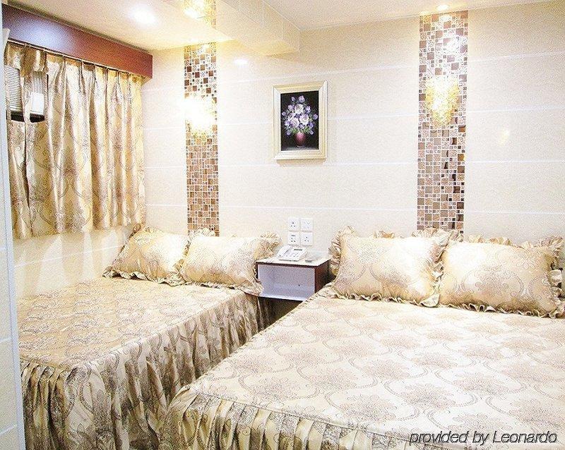 New Chung King Mansion Guest House - Tower C Hong Kong Dış mekan fotoğraf